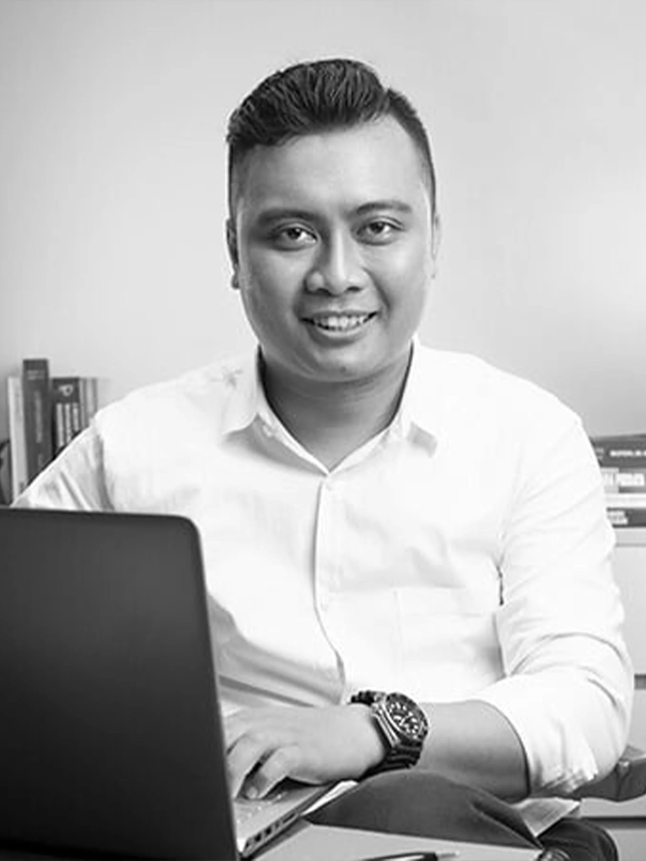 Nur Setiawan, S.H.